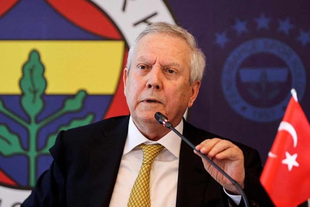 Aziz Yıldırım 24 saatte 500 imzayı toplayarak Fenerbahçe adaylığını tamamladı